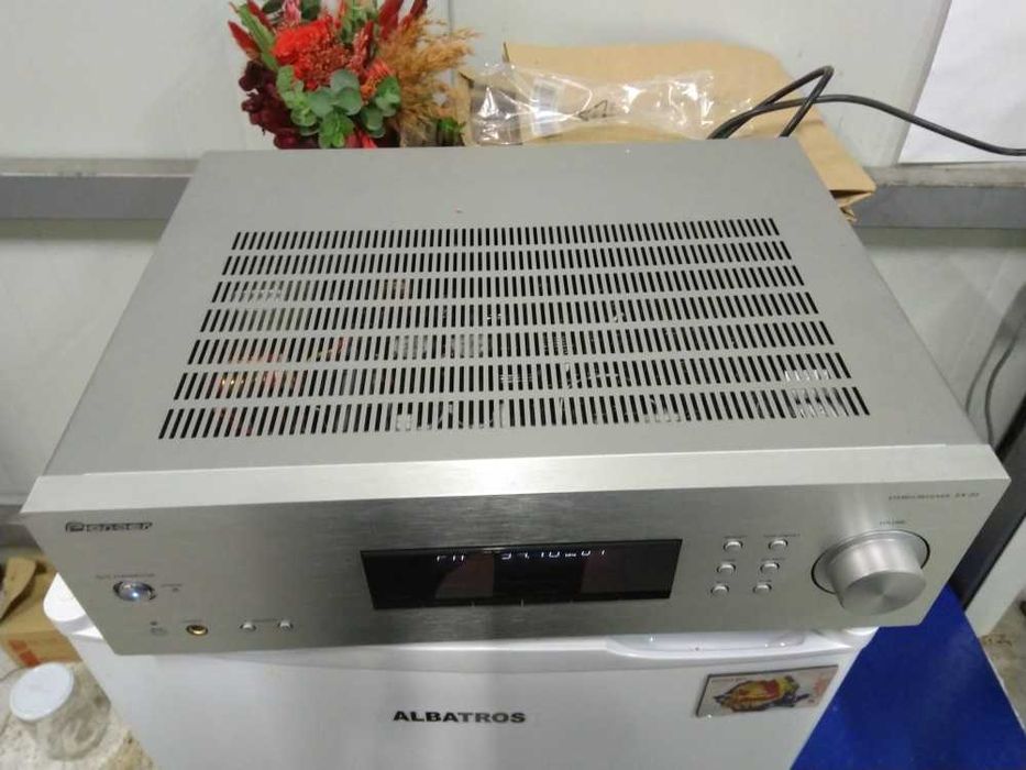 Amplituner receiver stereo Pioneer SX-20S cu telecomanda