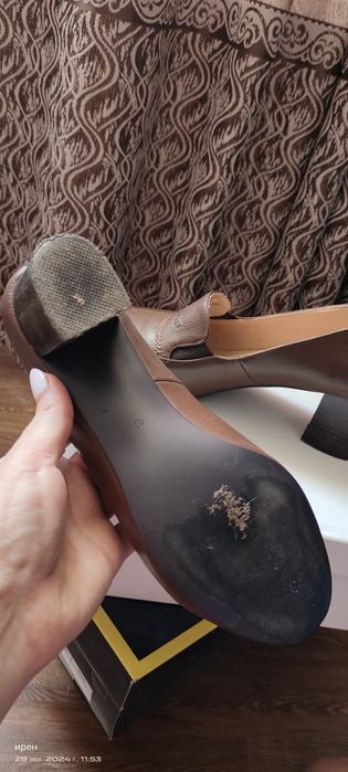 Кожаные женские туфли