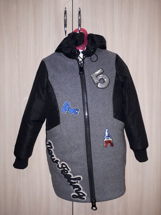 Продам пальто на девочку