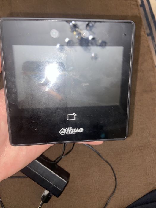 Биометрический терминал доступа компании Dahua Technology