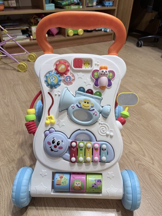 Ходунки-каталка для малышей