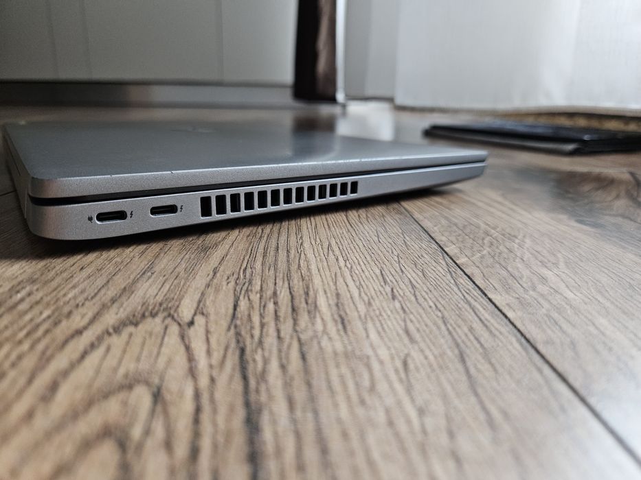 Dell Intel i7 1265u, 16GB DDR4, 256GB SSD, 14 inch fullhd, Windows 11