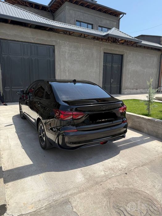 Monza 1.3 turbo sotiladi