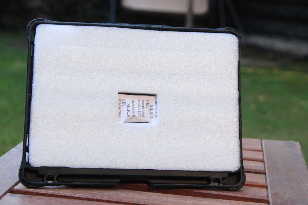 Husa, Tucano, pentru iPad 10.2/ iPad Air 10.5", Silicon TPU, 180 x 20 x 260 mm (sigilat)