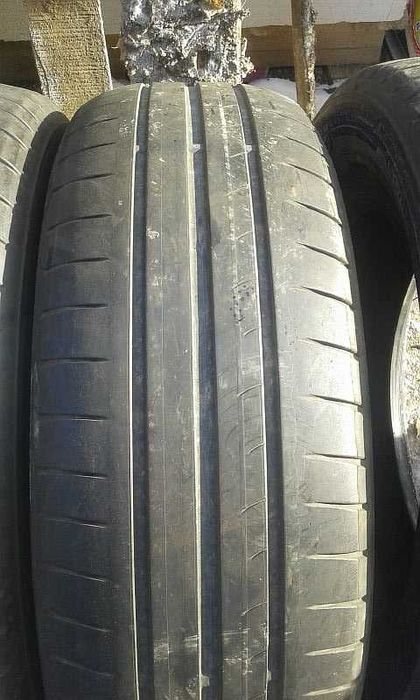 Шины 195/65 R15 - "Dunlop Sport bluResponse" (Германия), летние.