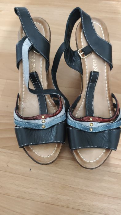 Женская обувь на лето