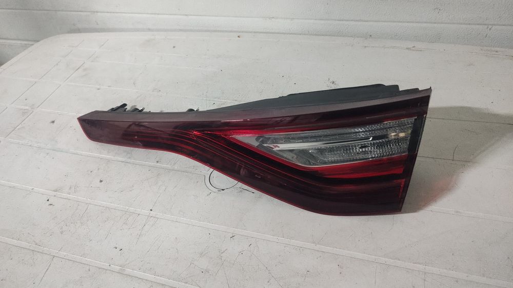 Lampă/stop dreapta pe haion renault megane 4 hatchback cod 265506075R