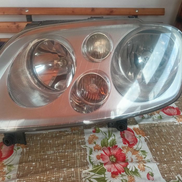 Фарове за vw touran