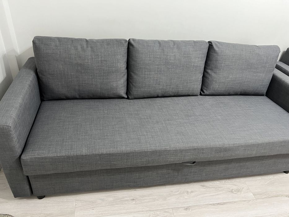 Срочно продам диван