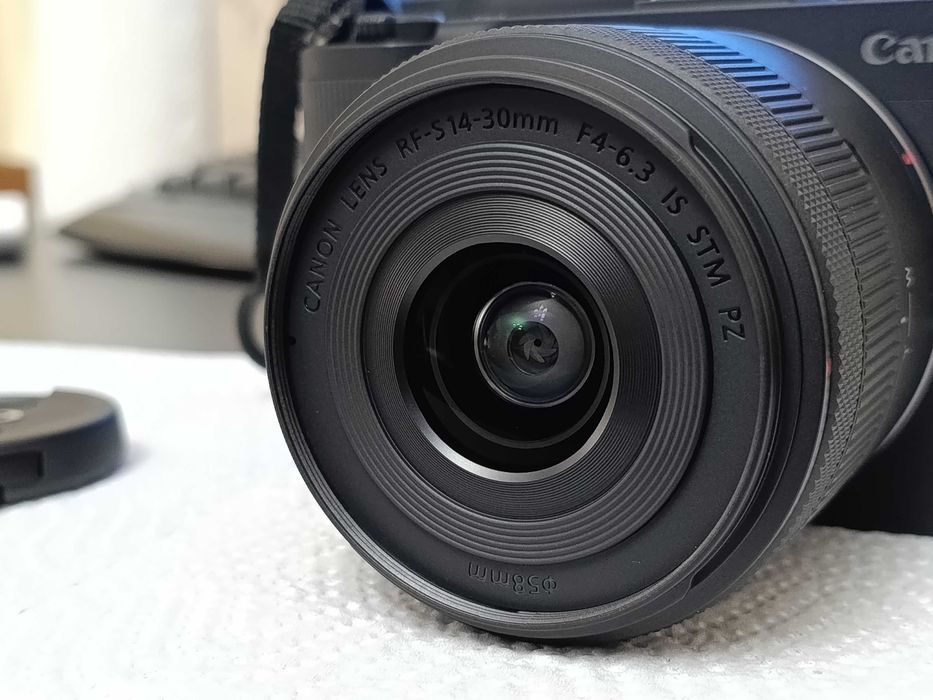 Canon R50V Видеокамера