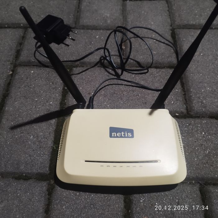 Продава се  запазен  рутер