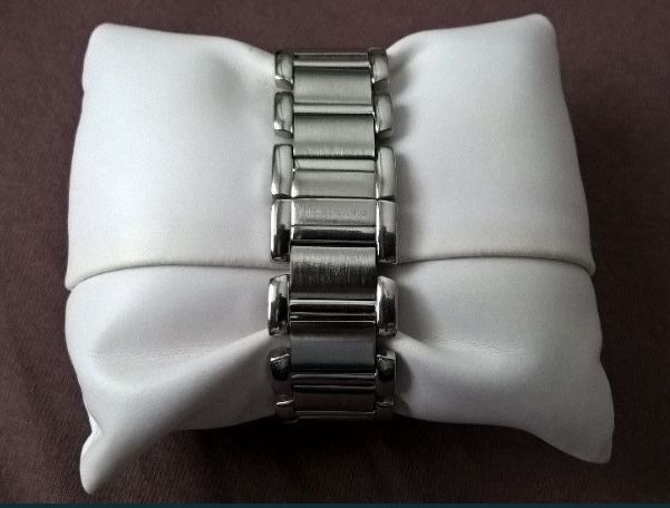 Ceas unisex Pierre Cardin -cu mecanism elvețian, impecabil.