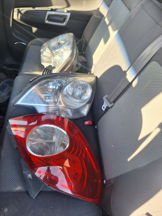 Dezmembrez opel antara