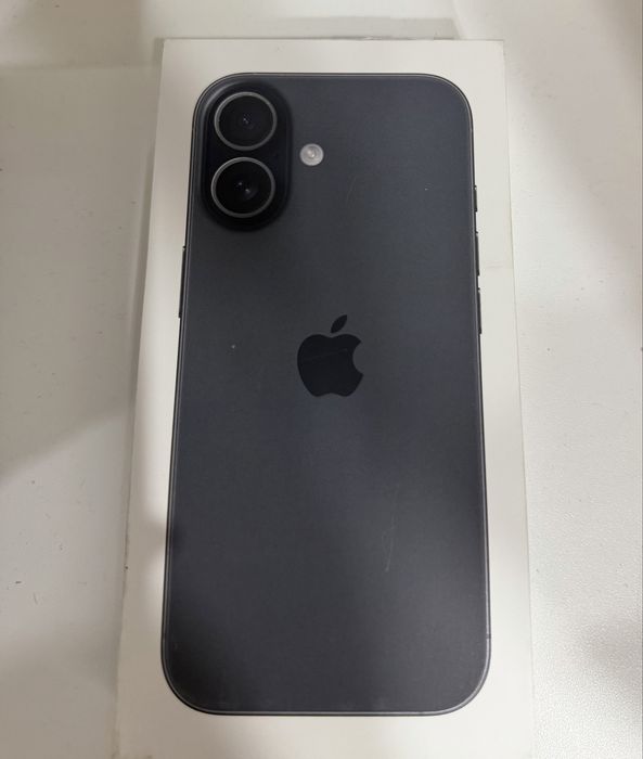 iphone 17 черного цвета