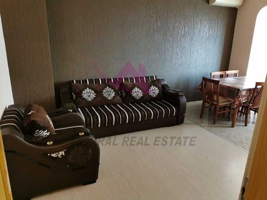 Дава се под наем Тристаен апартамент в Варна, Възраждане 2 - 70 кв.м за 498.27 € - Снимка #2