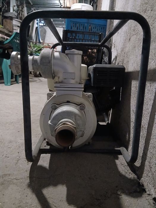 Бензинова водна помпа три цола