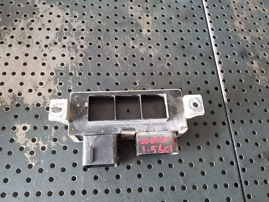 Releu bujii 1.5 dci renault scenic 3 8200558438a