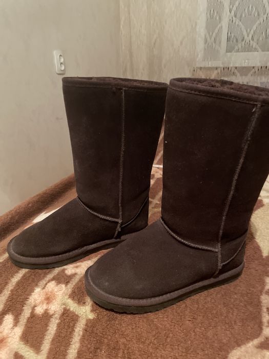 Продаю уги 38 размер