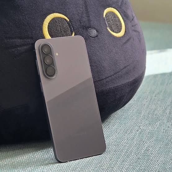 Samsung A57 8/128 Gb