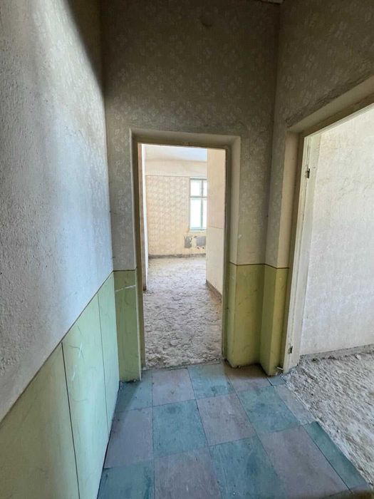 Vând!! Vila cu 17 camere în inima Borsecului – lângă Izvorul 10