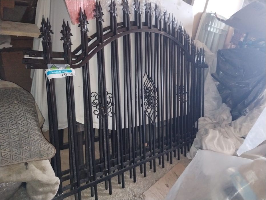 Meseriasi in constructii garduri de peste 10 ani, construim începând d