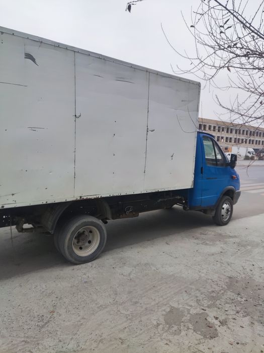 Газел 2011.     .