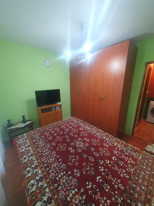 Apartament 3 camere.