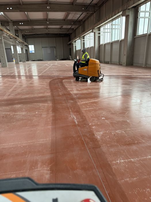 Curatenie hale industriale curatenie  parcare