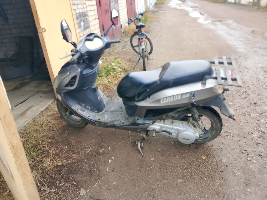 Продам скутер.    .