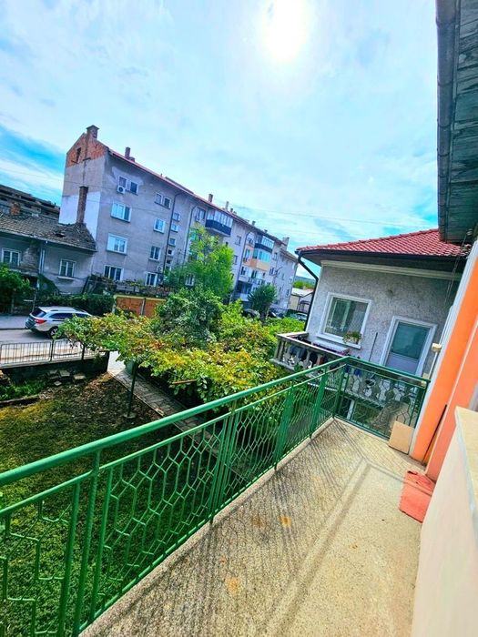 Продава се Етаж от къща в Мездра - 100 кв.м за 820 €/кв.м - Снимка #8