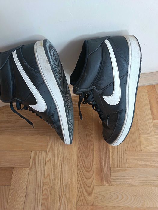 Високи маратонки Nike