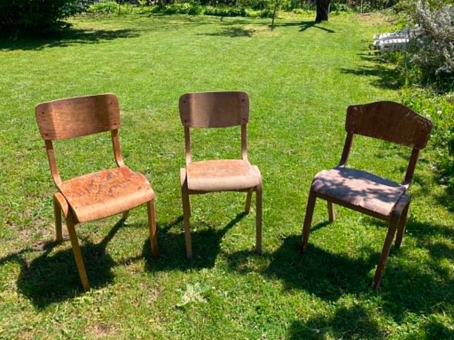 3 стари дървени стола от масив