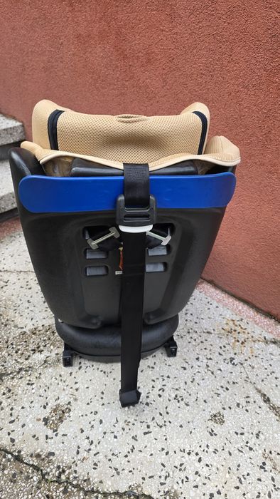 Бебешко столче за кола