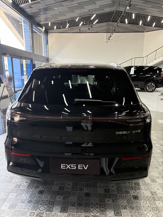 Geely ex 5 electro
