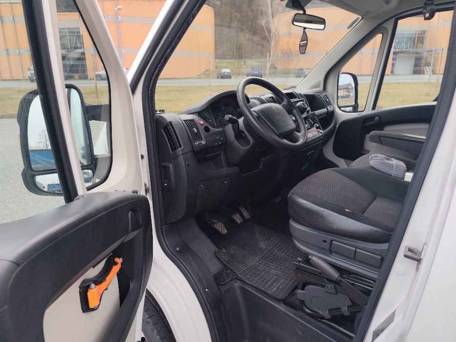 Peugeot Boxer bena