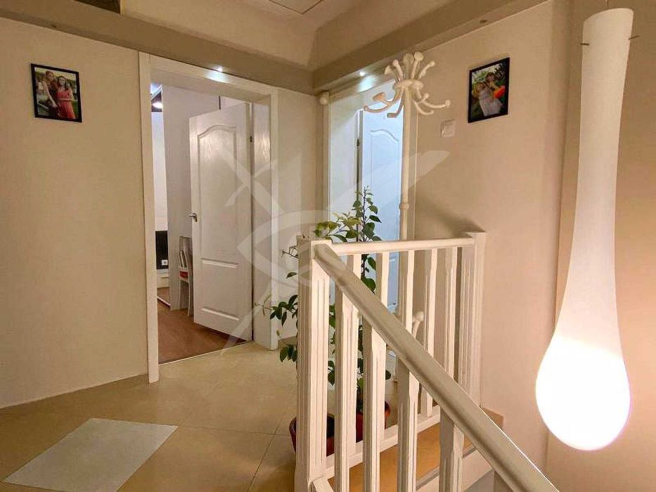 Дава се под наем Къща в с. Марково, Област Пловдив - 300 кв.м за 1795.2 € - Снимка #12
