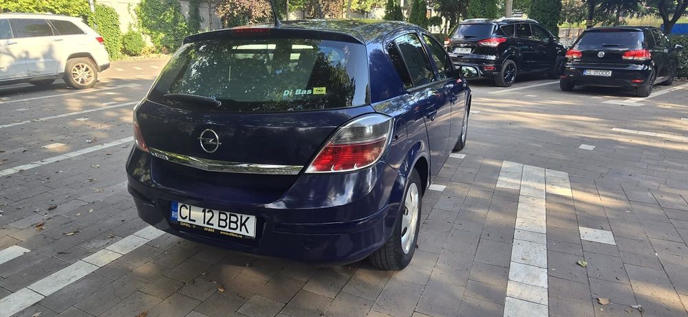 OPEL Astra 2011 — imagine 4
