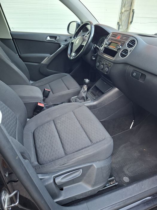 Vw Tiguan 2.0 diesel, vopsea originala, fără rugina, foarte buna