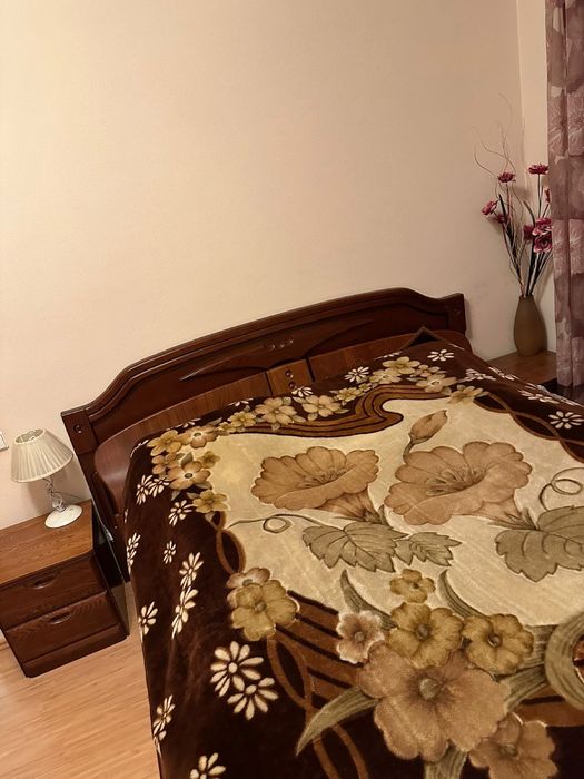 Продам спальный гарнитур б/у