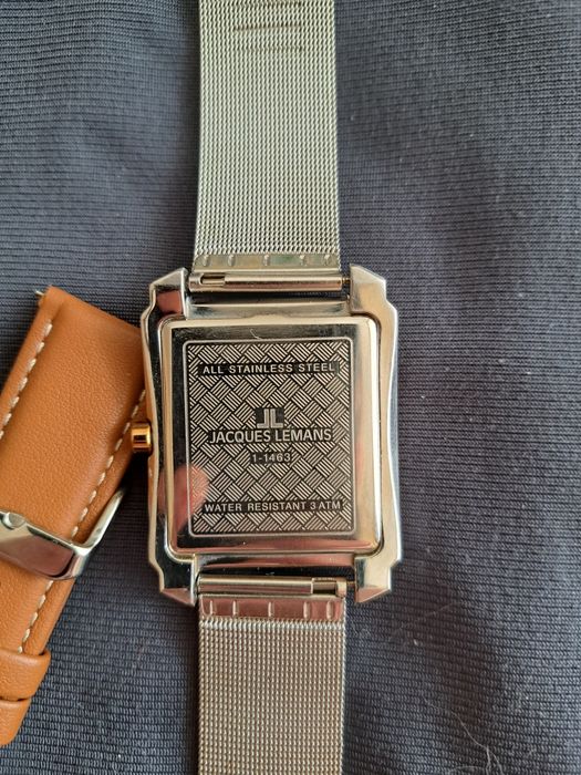 Часовник jacques lemans