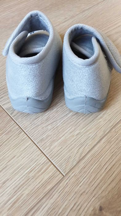 Пантофки за момче