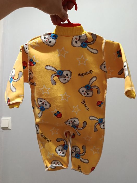 Chaqaloqlar uchun kambenzon yangi