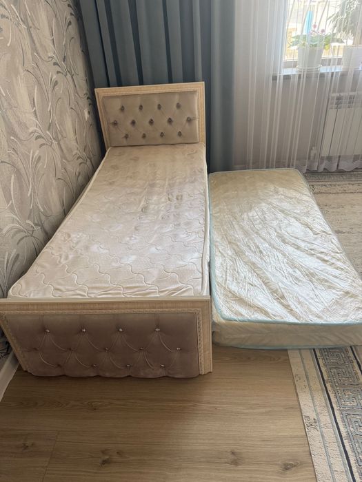 Продам спальные кровати