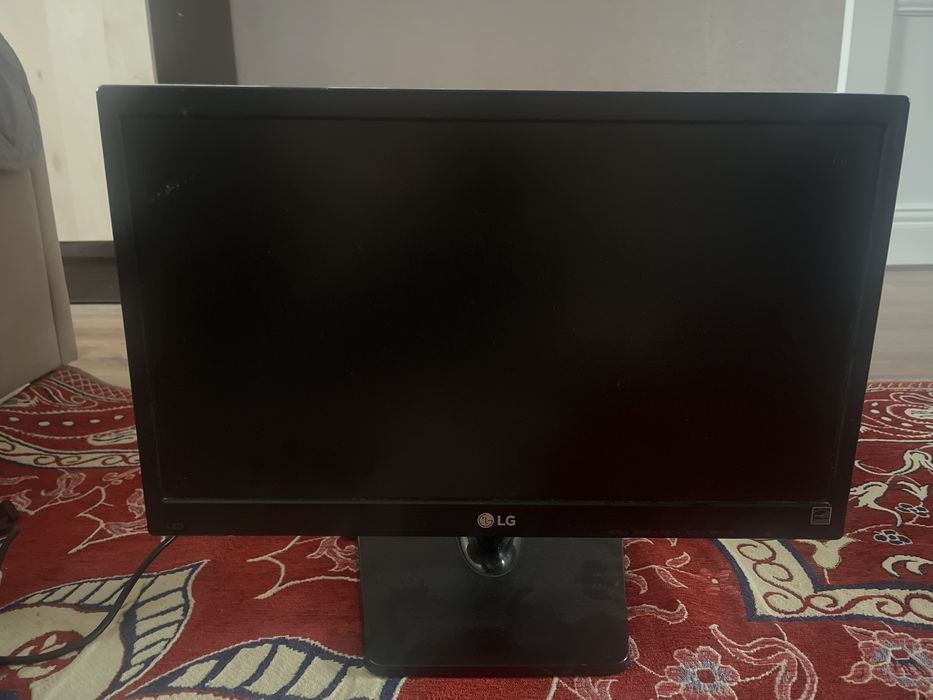 Монитор LG продам