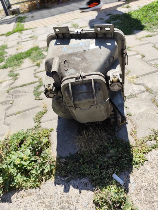 Десен фар за бус volkswagen lt