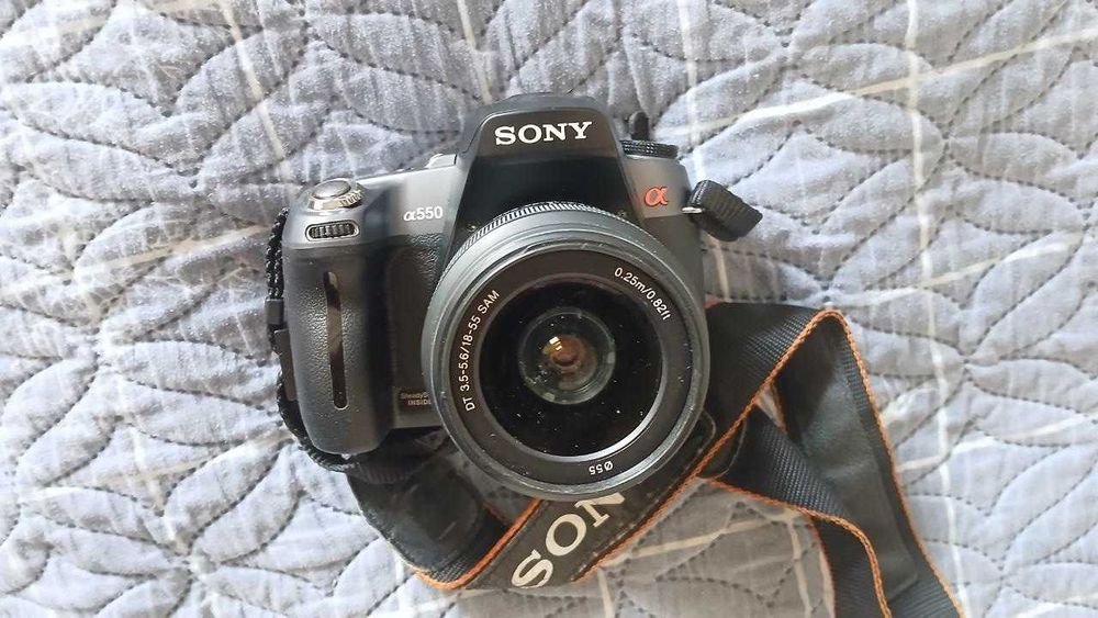 Sony Alpha DSLR-A550