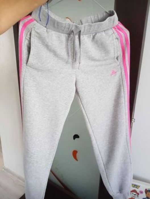 Pantaloni Adidas M dama