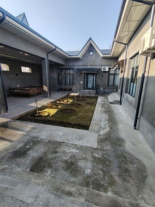 470000у.е Ипакчилик Евро Дом 6 сотик 6 комнатные