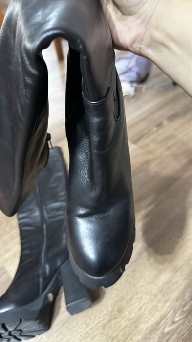 Продам сапоги basconi