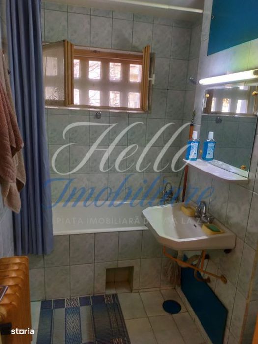 Vand apartament 3 camere 65mp+balcon 4,5mp zona Manastur ,Cluj
